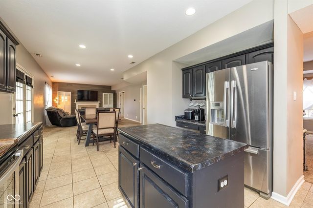 17031 Flinchum Way E, Noblesville, IN 46062