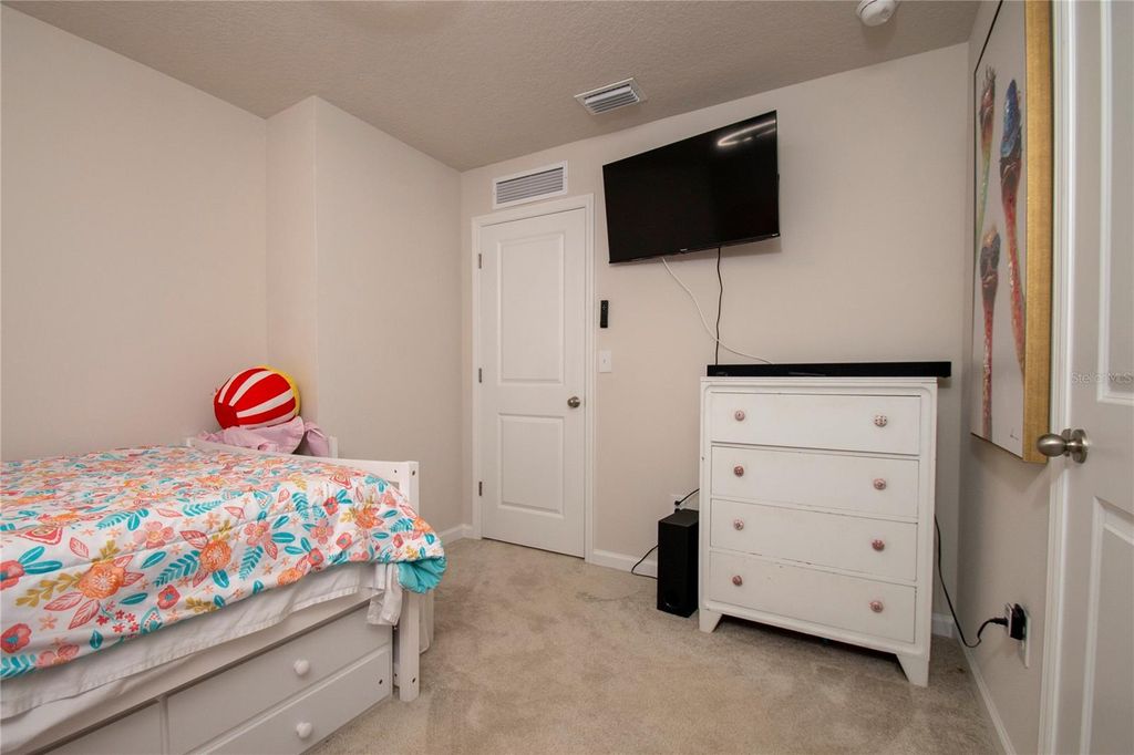 Image 18 of property listing at 4660 OLD BLUSH STREET, Bradenton, FL 34211