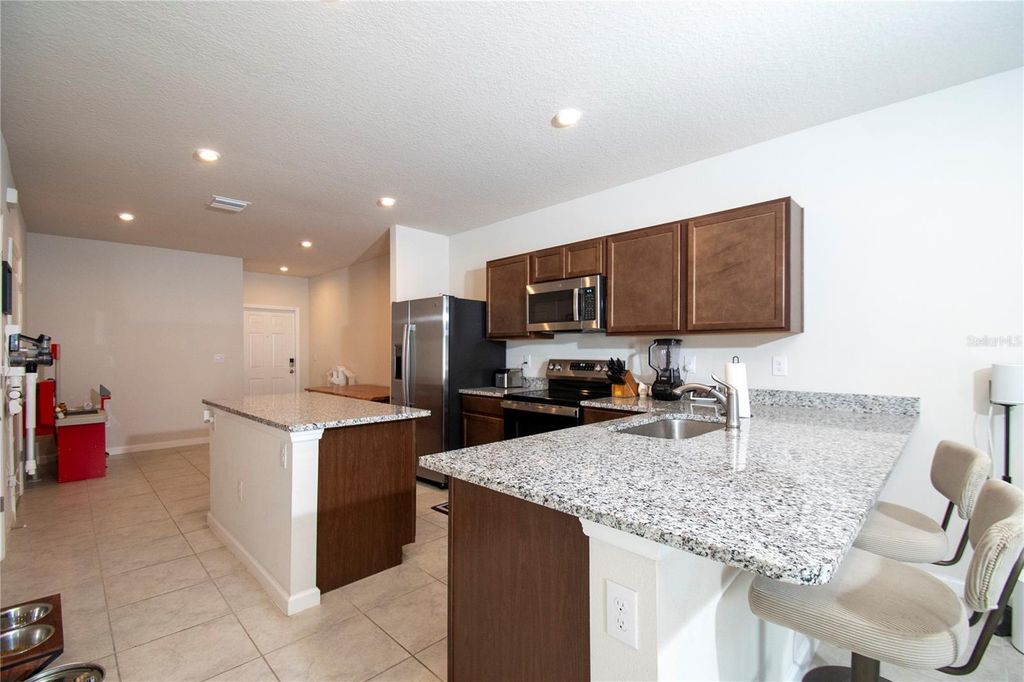 Image 3 of property listing at 4660 OLD BLUSH STREET, Bradenton, FL 34211