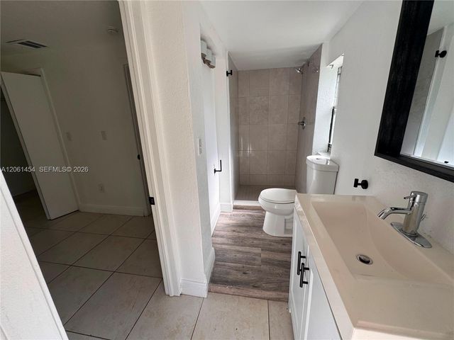124 NW 89th St 124, El Portal, FL 33150