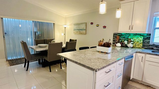 18798 Caspian Circle, Boca Raton, FL 33496