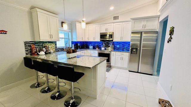 18798 Caspian Circle, Boca Raton, FL 33496
