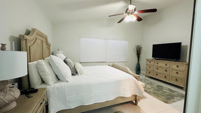 18798 Caspian Circle, Boca Raton, FL 33496