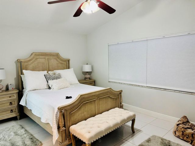 18798 Caspian Circle, Boca Raton, FL 33496