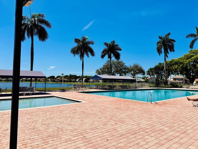18798 Caspian Circle, Boca Raton, FL 33496
