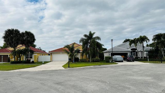 18798 Caspian Circle, Boca Raton, FL 33496