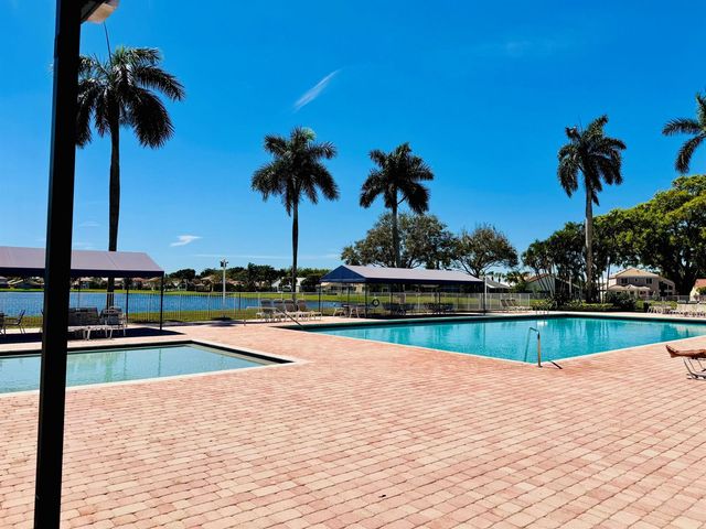 18798 Caspian Circle, Boca Raton, FL 33496