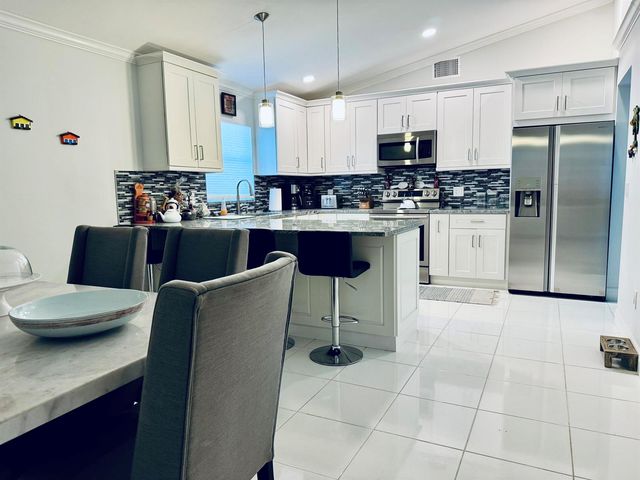18798 Caspian Circle, Boca Raton, FL 33496