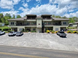 1647E Lakeview Drive, Young Harris, GA 30582