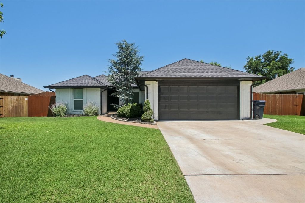 1705 NW 176th Terrace, Edmond, OK 73012