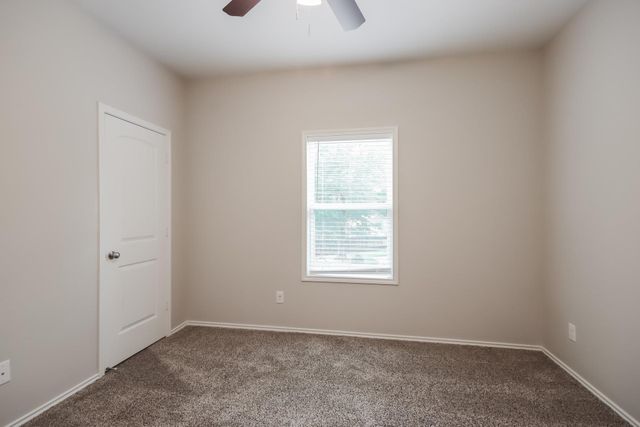 511 Topsail Way, Crosby, TX 77532