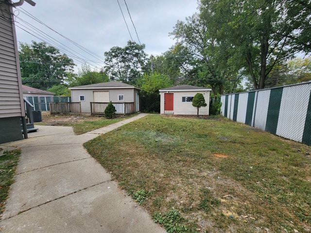 8900 S Normal Avenue, Chicago, IL 60620