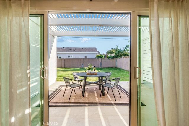 5602 Placer Avenue, Westminster, CA 92683