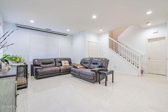 5053 Flagstone Lane, Simi Valley, CA 93063
