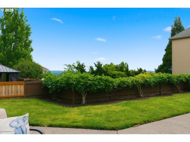 12048 Sw CAFFALL Ln, Tigard, OR 97224
