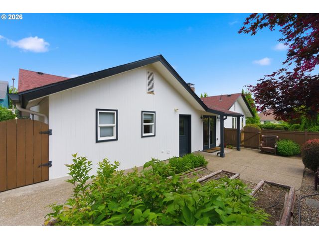12048 Sw CAFFALL Ln, Tigard, OR 97224