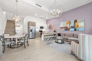 4444 NW 8th Court, Plantation, FL 33317