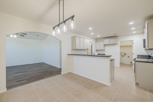 618 S Seminole Street, Skiatook, OK 74070