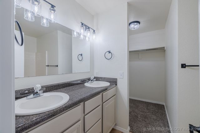 618 S Seminole Street, Skiatook, OK 74070