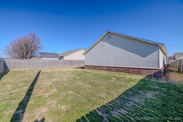 618 S Seminole Street, Skiatook, OK 74070