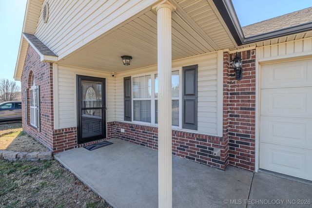 618 S Seminole Street, Skiatook, OK 74070