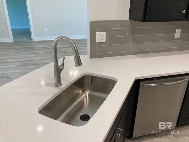 1530 Colony Parke Drive, Gulf Shores, AL 36542