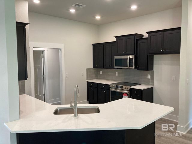 1530 Colony Parke Drive, Gulf Shores, AL 36542