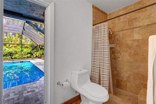 8674 SW 50th St, Cooper City, FL 33328