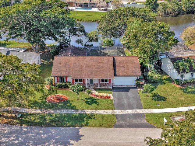 8674 SW 50th St, Cooper City, FL 33328
