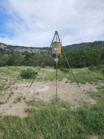 2190 CR 650, Carta Valley, TX 78880