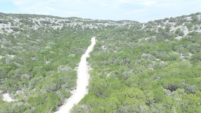 2190 CR 650, Carta Valley, TX 78880