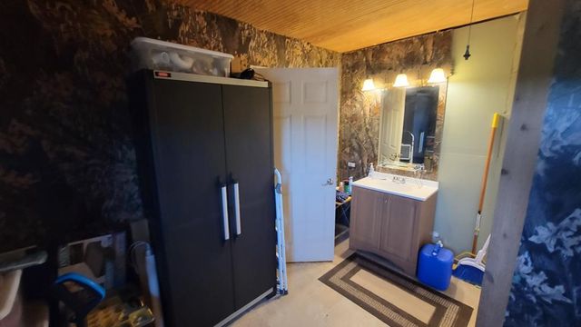 2190 CR 650, Carta Valley, TX 78880