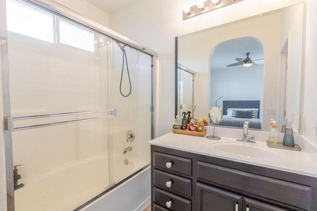 1849 Dawnelle Way, Sacramento, CA 95835