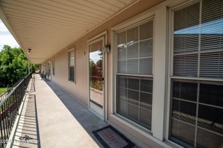 1964 Goldsmith Ln 2, Louisville, KY 40218