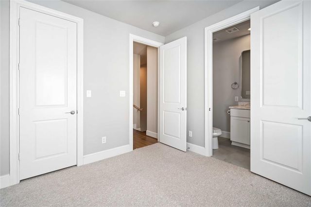 9658 Knight Road, Houston, TX 77045