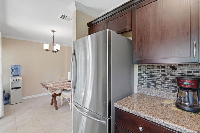 5987 CATALINA SUNRISE DR, San Antonio, TX 78244