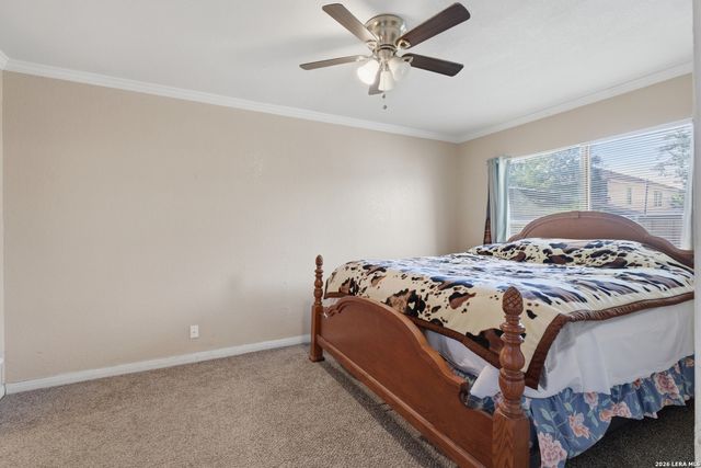 5987 CATALINA SUNRISE DR, San Antonio, TX 78244