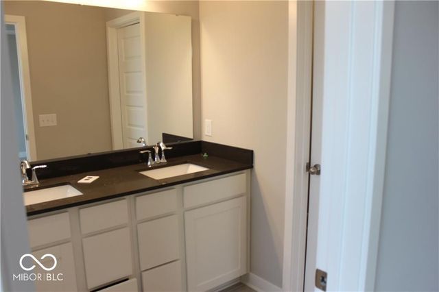 14213 Mcnichols Way, Carmel, IN 46033