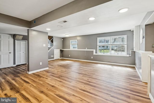 1078 LEXINGTON DR, Woodbury, NJ 08096