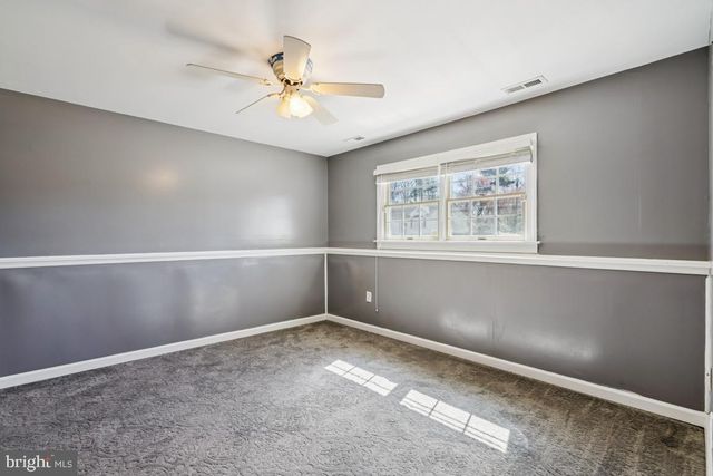 1078 LEXINGTON DR, Woodbury, NJ 08096