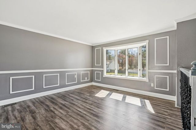 1078 LEXINGTON DR, Woodbury, NJ 08096