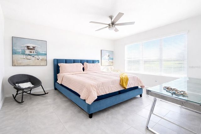 1242 IGUANA LOOP, Davenport, FL 33897