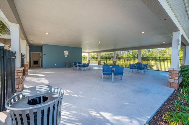 1242 IGUANA LOOP, Davenport, FL 33897