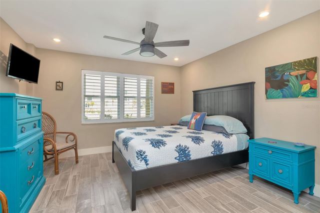 620 EDGEWATER DRIVE 102, Dunedin, FL 34698