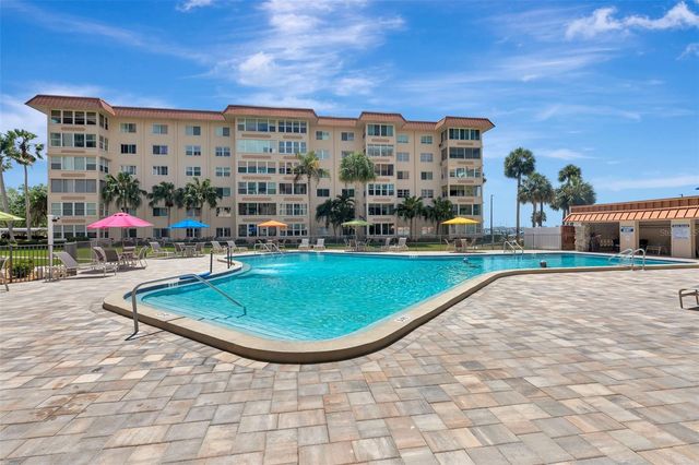 620 EDGEWATER DRIVE 102, Dunedin, FL 34698