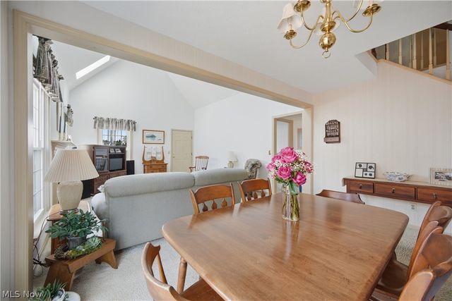 26 Hudson Common Drive, Hudson, OH 44236