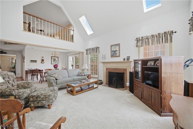 26 Hudson Common Drive, Hudson, OH 44236