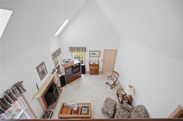 26 Hudson Common Drive, Hudson, OH 44236