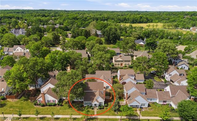 26 Hudson Common Drive, Hudson, OH 44236