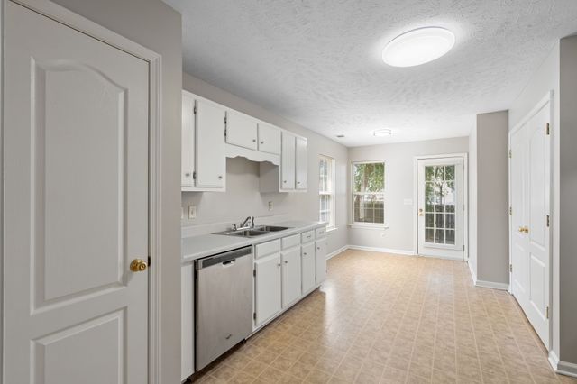 2742 Pepperdine Dr, Murfreesboro, TN 37128
